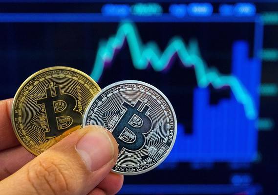 investing-in-bitcoin-letsdiskuss